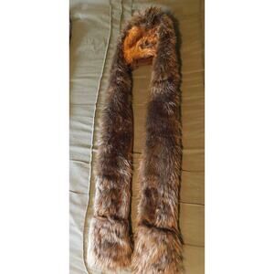 Chewbacca Hooded Scarf Hat with Pockets Star Wars Adult Brand New with Tags